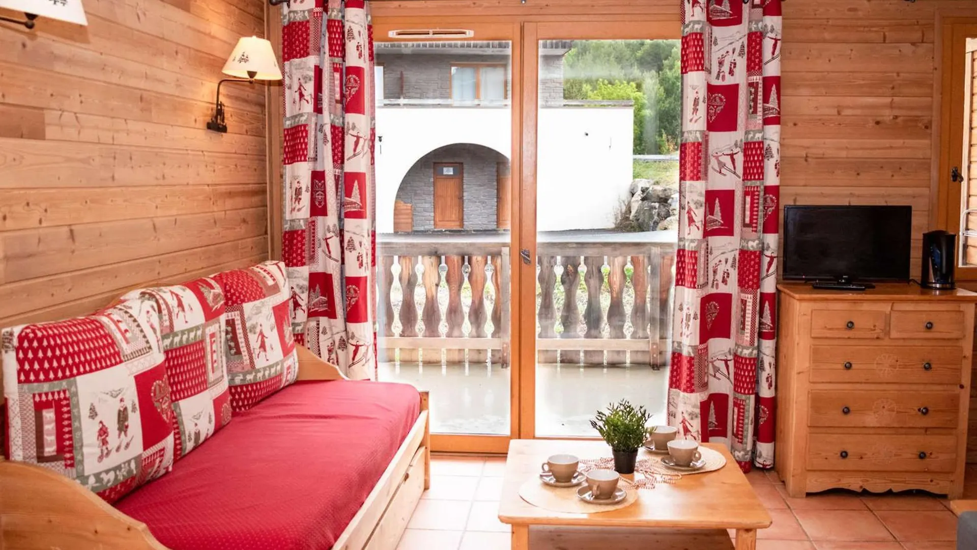 Studio 4 Pers, Balcon, Parking Inclus, Skis, Animaux Acceptes - Pra Loup 1500 - Fr-1-504-229 Uvernet-Fours Apartment
